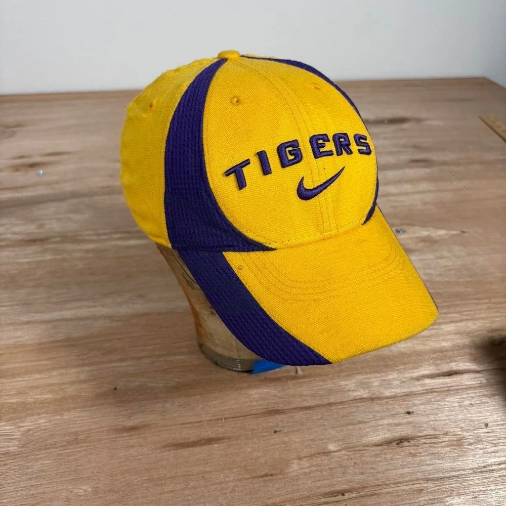 Nike LSU Tigers Hat Yellow Purple Embroidered Baseball Cap One Size NCAA Team